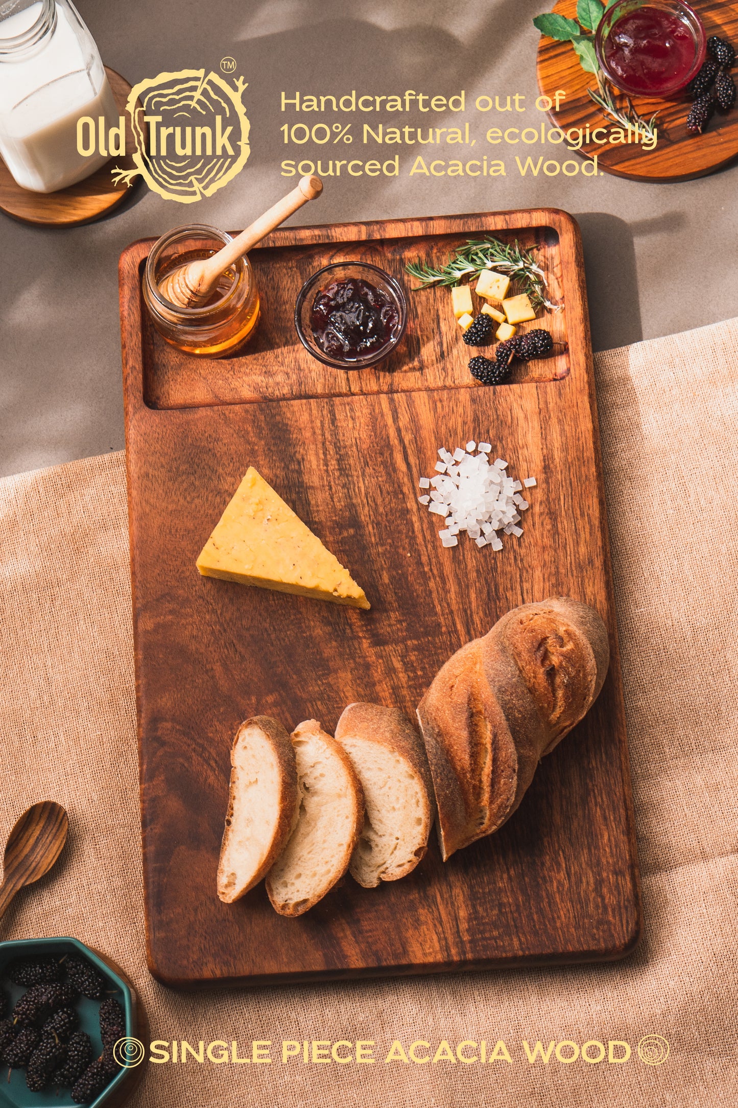 CHOPPING BOARD WITH COLLECTOR BOWL
