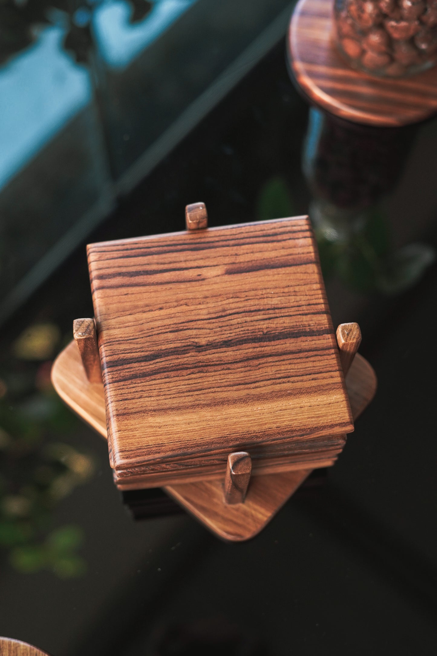 SQUARE COASTERS WITH STAND