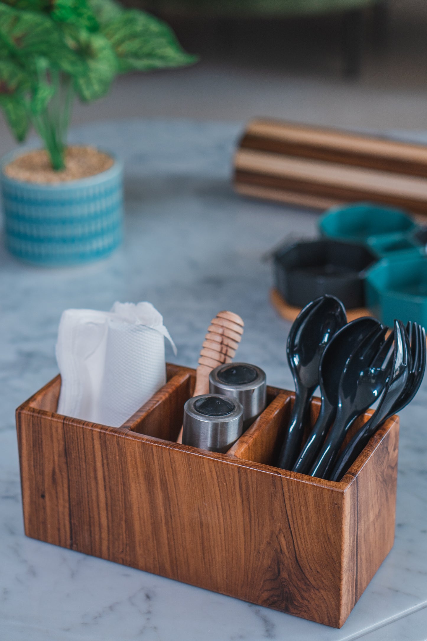 CUTLERY HOLDER (LARGE)