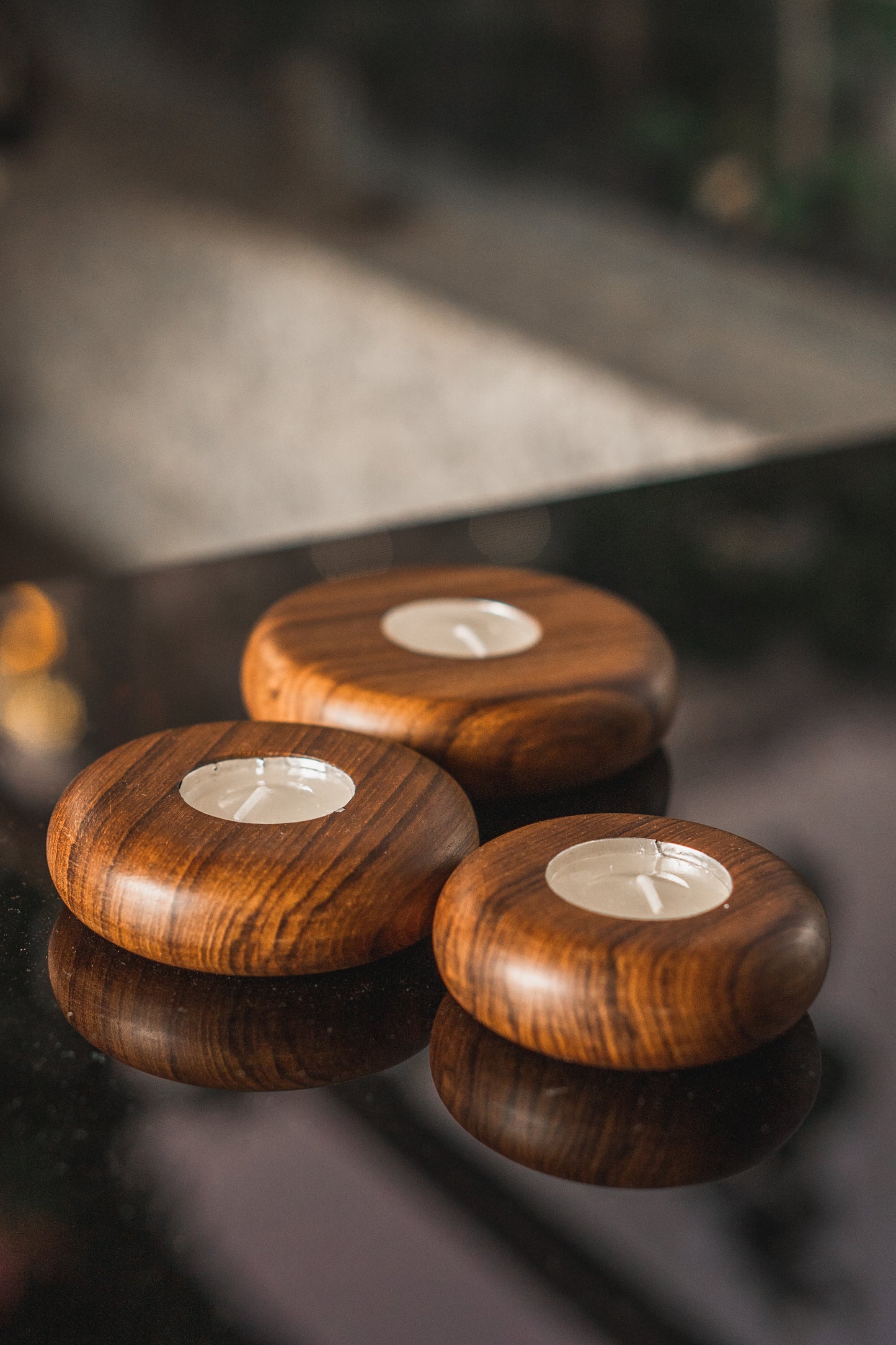TEA LIGHT CANDLE HOLDERS -SET OF 3 (ROUND)