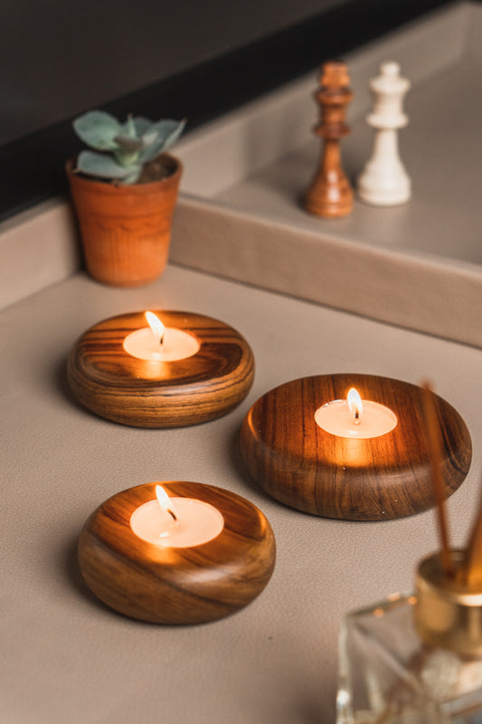 TEA LIGHT CANDLE HOLDERS -SET OF 3 (ROUND)